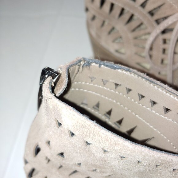 Vince Camuto TARITA Leather Cutout Lace-Up Sandals Size 9 Tan - Picture 11 of 11